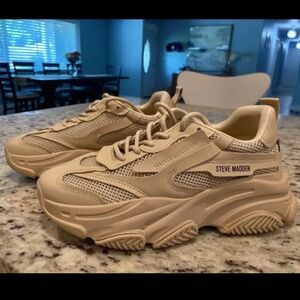 Steve Madden possession